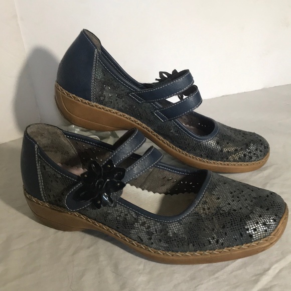“RIEKER” “Doris” Blue Laser Cut Mary Jane Shoes. - Picture 2 of 14